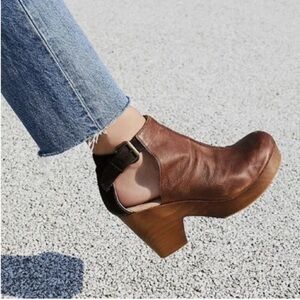 Free People Chestnut Leather Clogs